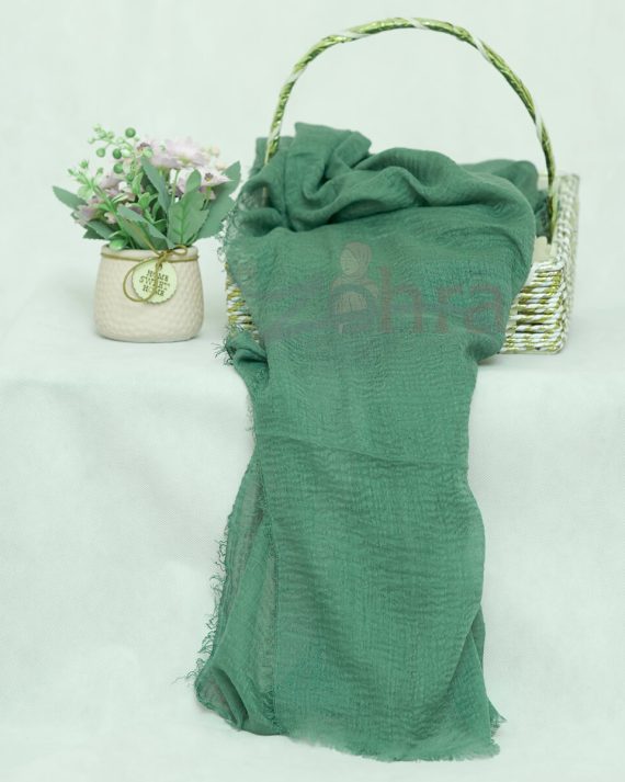 Graceful Crimps Viridian green Crimp Hijab - Drape Pakistan