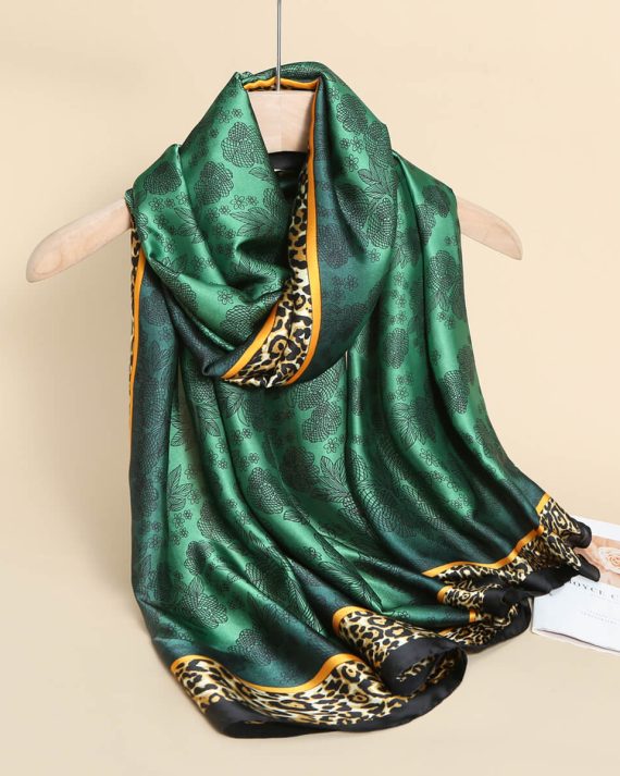 Luxe Emerald Green Scarf - Drape Pakistan