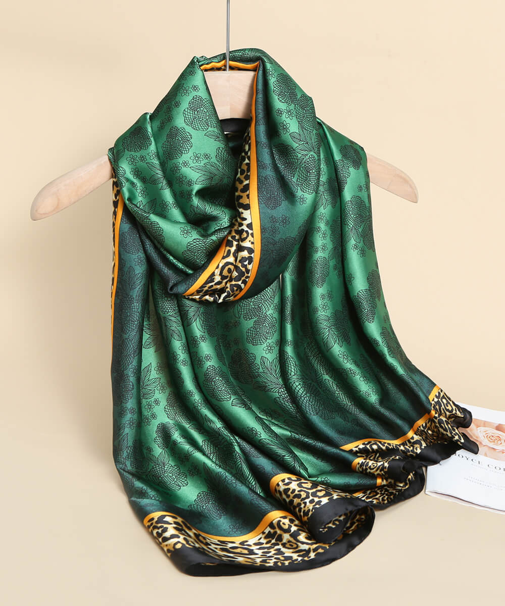 Luxe Emerald Green Scarf - Drape Pakistan