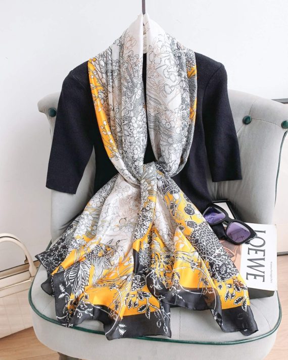 Signature Lavender Mist Printed Silk Scarf - Drape Pakistan