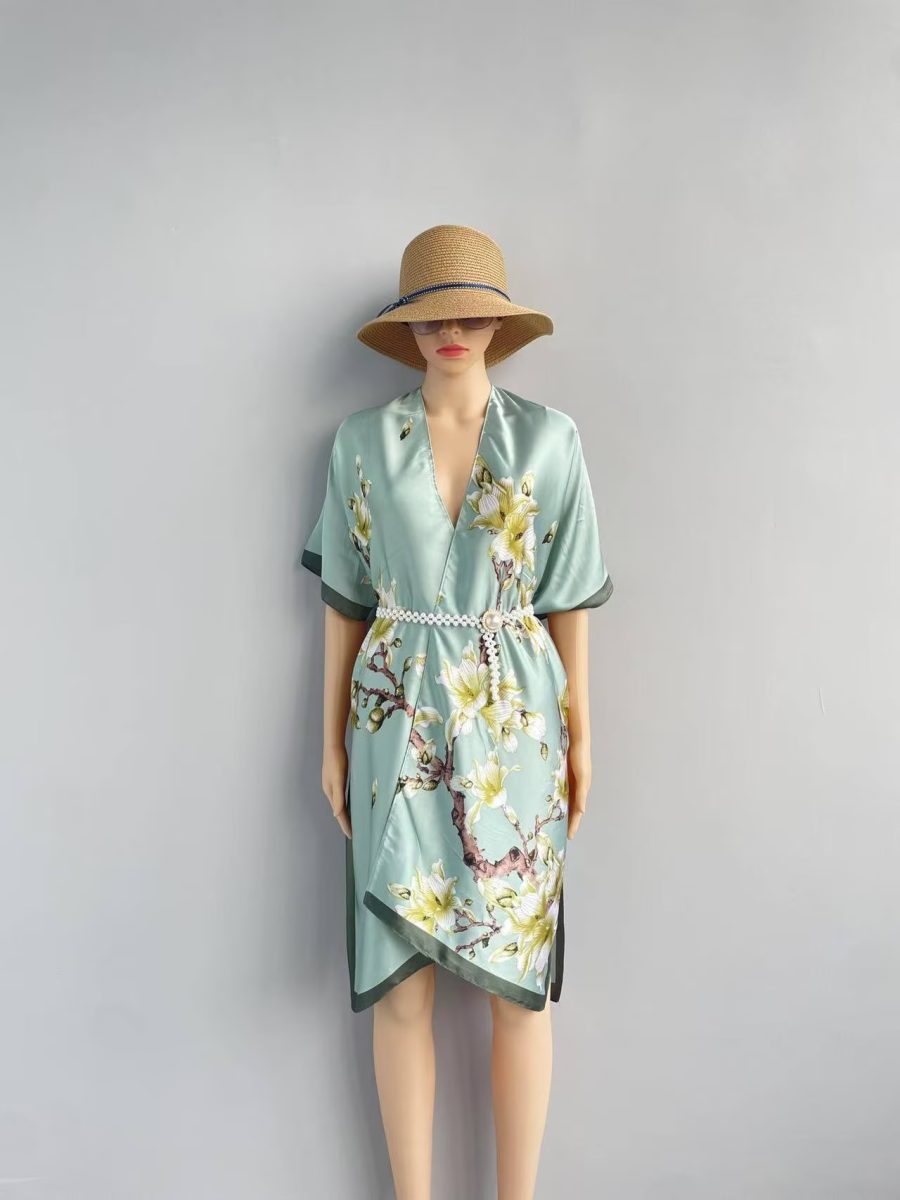 Classic Shadow Green Silk Cape Shawl - Drape Pakistan